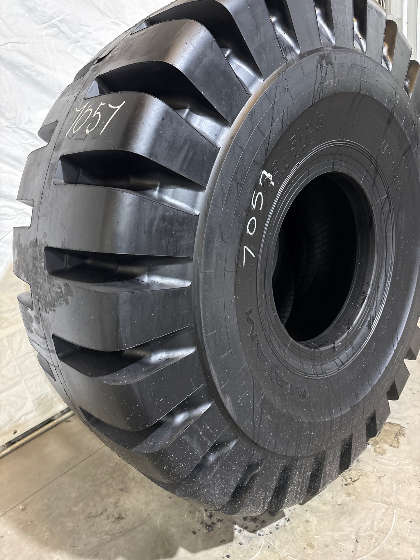 29.5-25 MAXAM MS-945 #7057