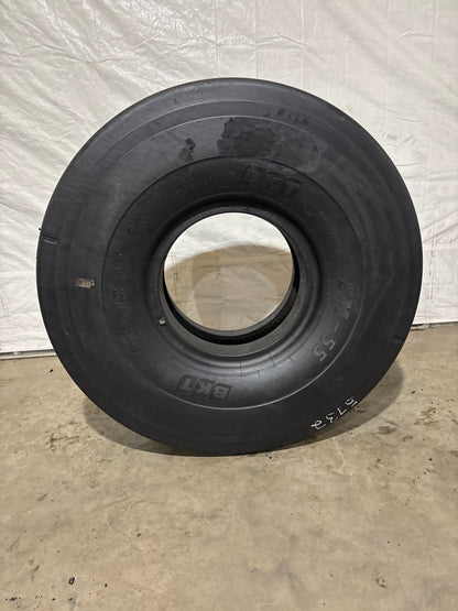 18.00-25 BKT SM-55 IND-5 PORT SPECIAL 40 PLY TIRE #5732
