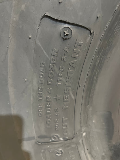 30/65R25 (750/65R25) BRIDGESTONE V-STEEL  L-TRACTION #5504