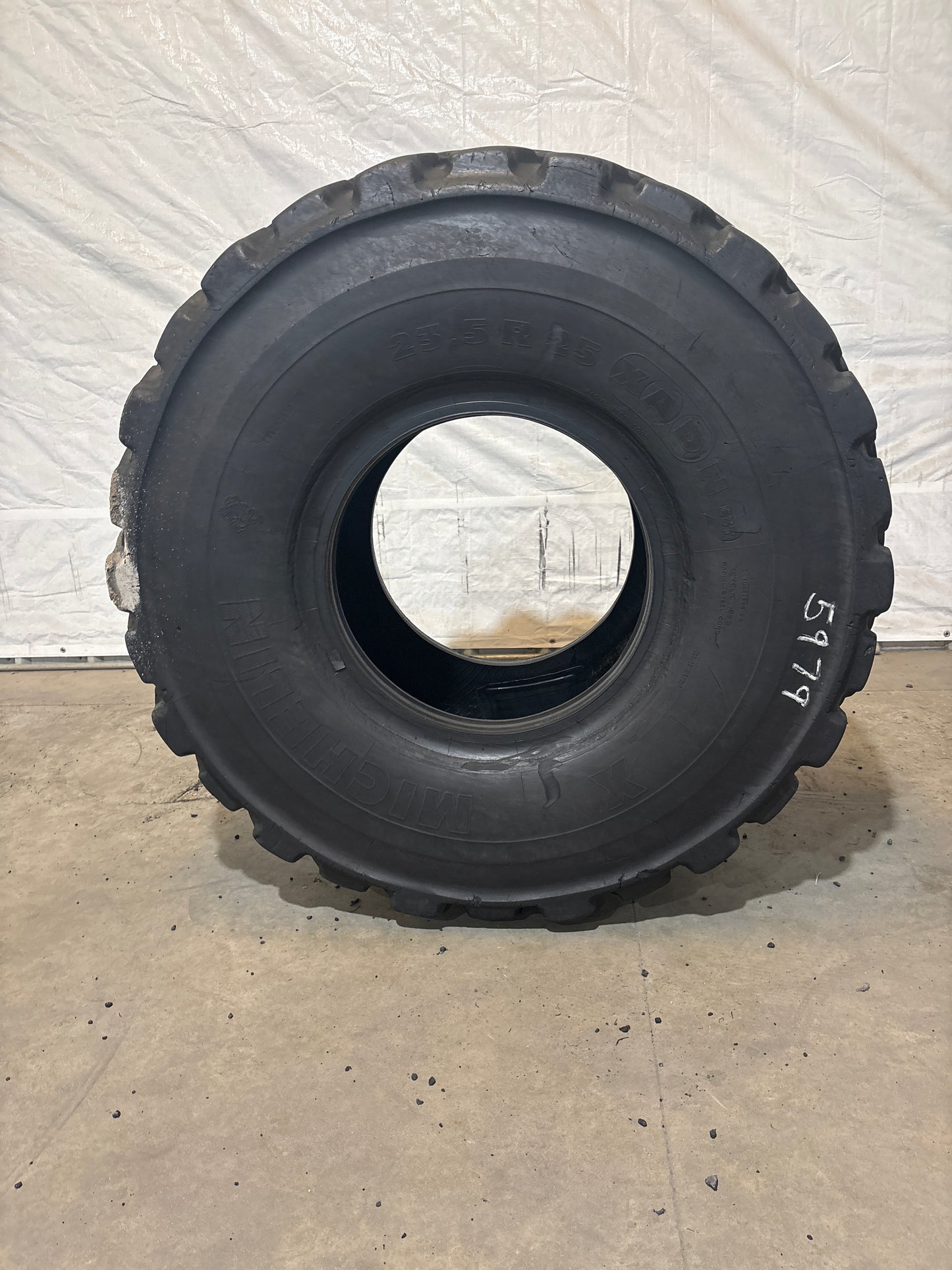23.5R25 MICHELIN XADN+ #5979