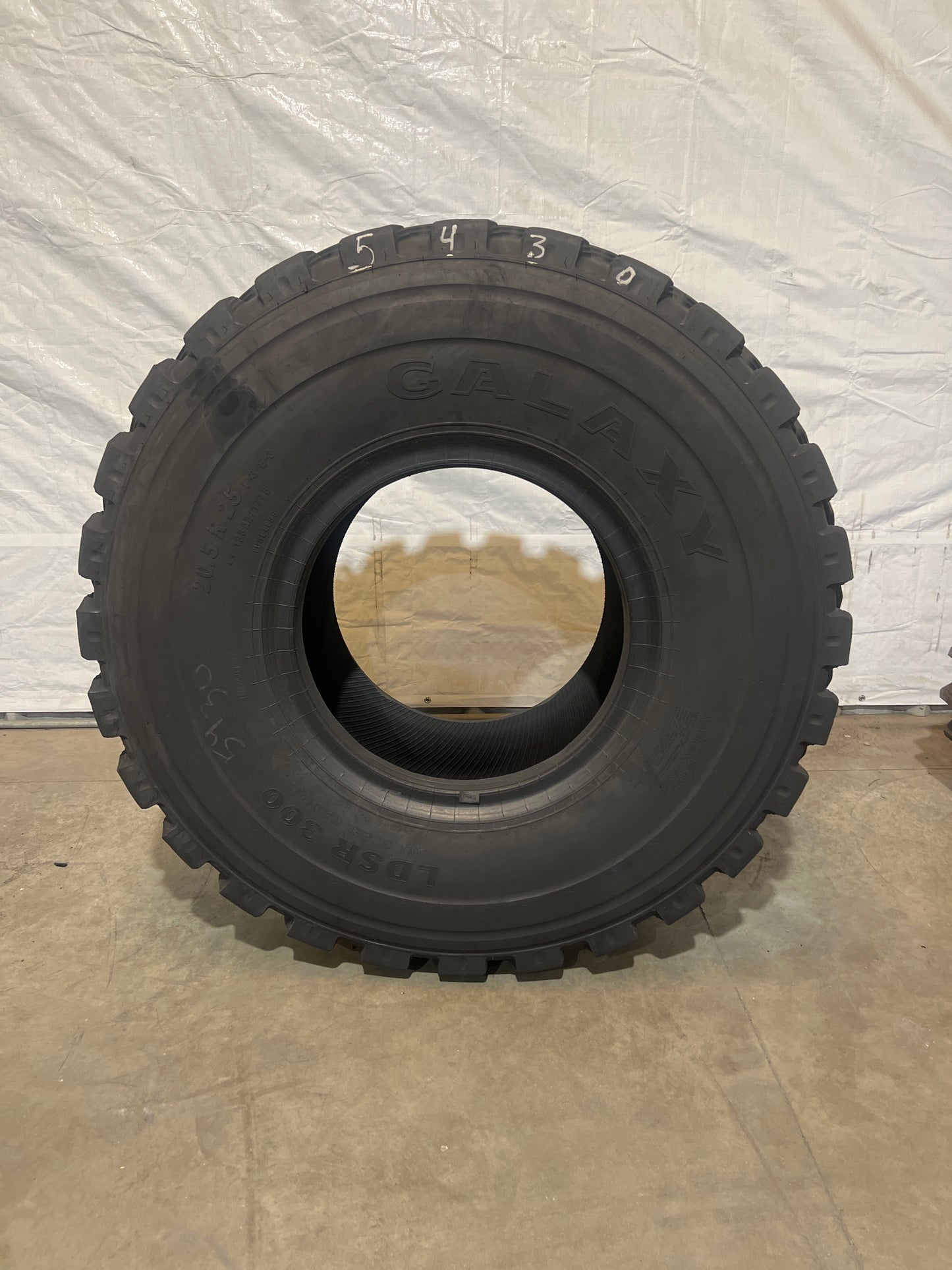 20.5R25 GALAXY LDSR 300 #5430