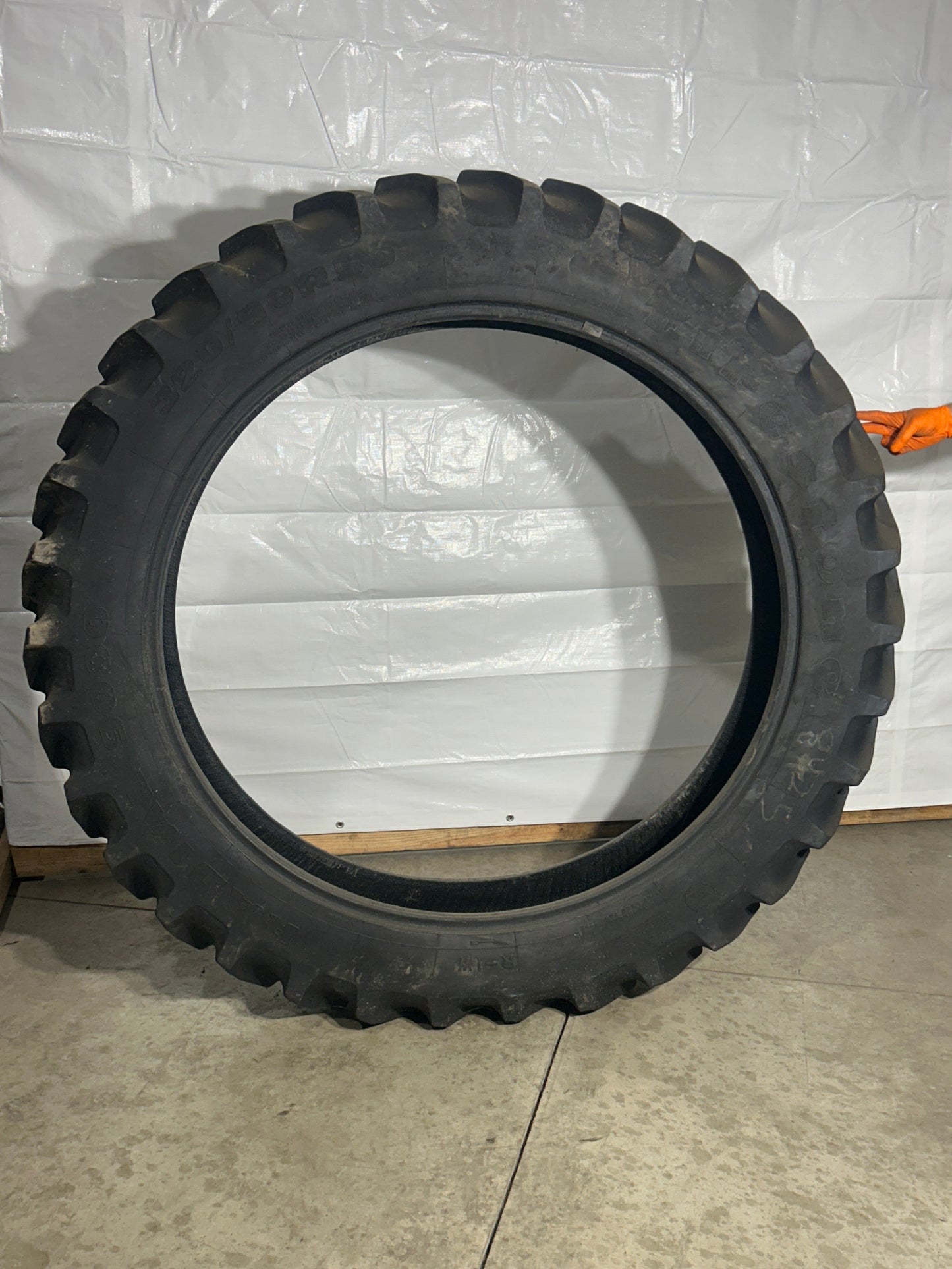 320/90R50 FIRESTONE RADIAL 9000