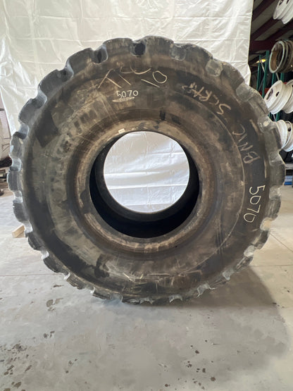 35/65R33 MICHELIN XLD D2