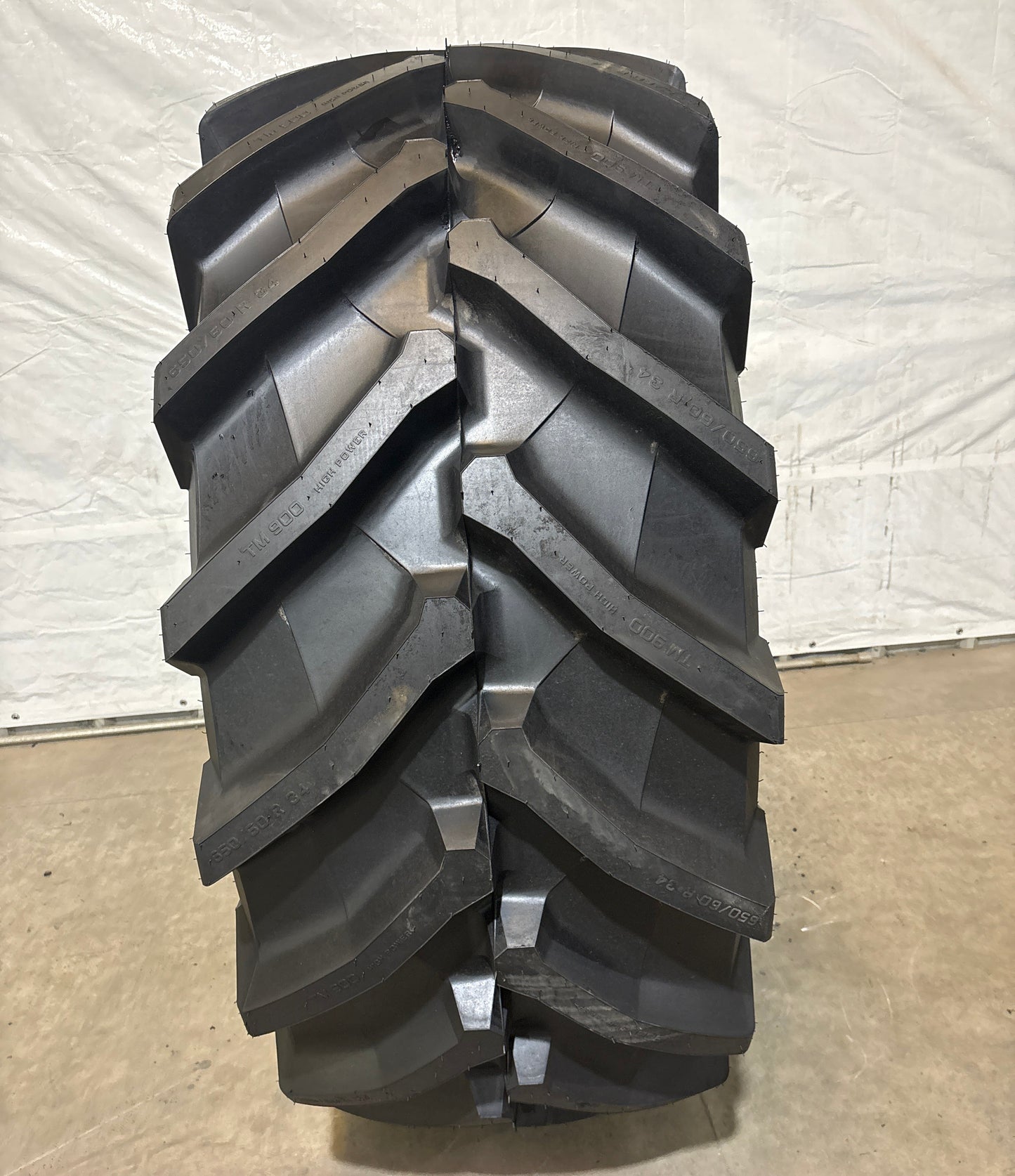 650/60R34 TRELLEBORG TM 900 HIGH POWER #5856