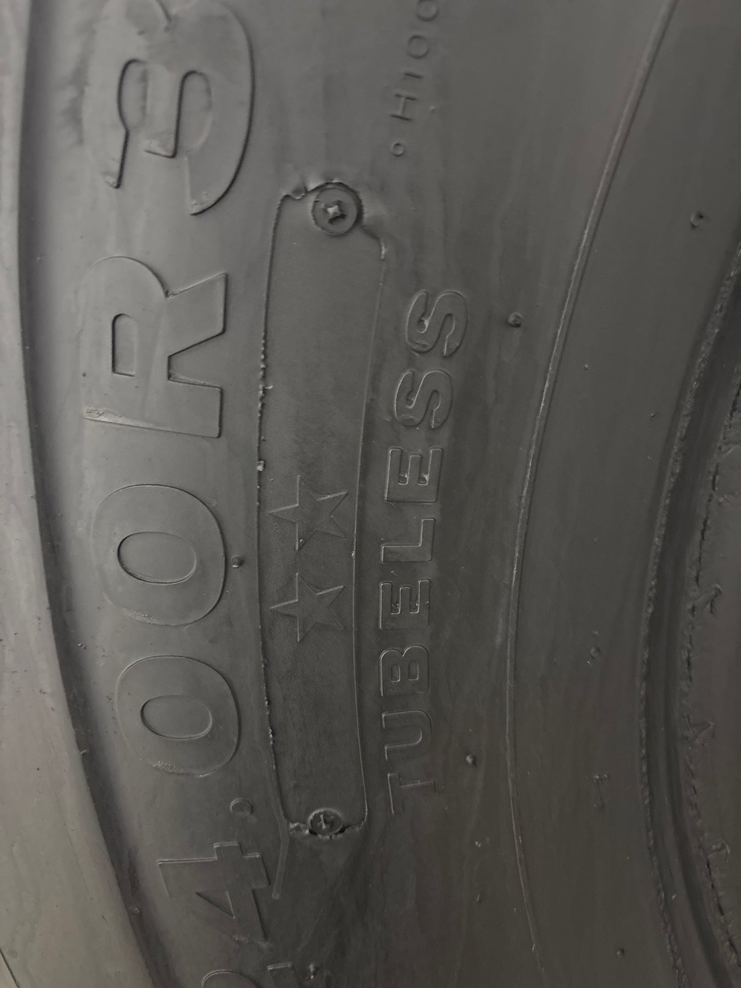 24.00R35 BRIDGESTONE V-STEEL M-TRACTION #7133