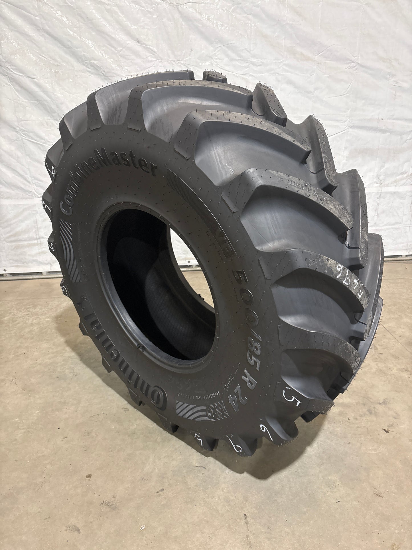 VF 500/85R24 CONTINENTAL COMBINE MASTER VF RADIAL COMBINE TIRE #5696