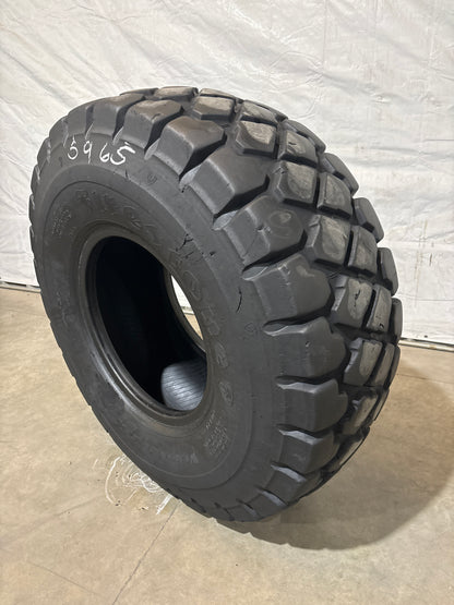20.5R25 FIRESTONE VERSA BUILT AP #5965