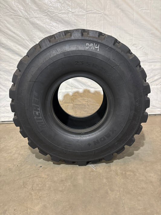 23.5R25 MICHELIN XADN+ #5914