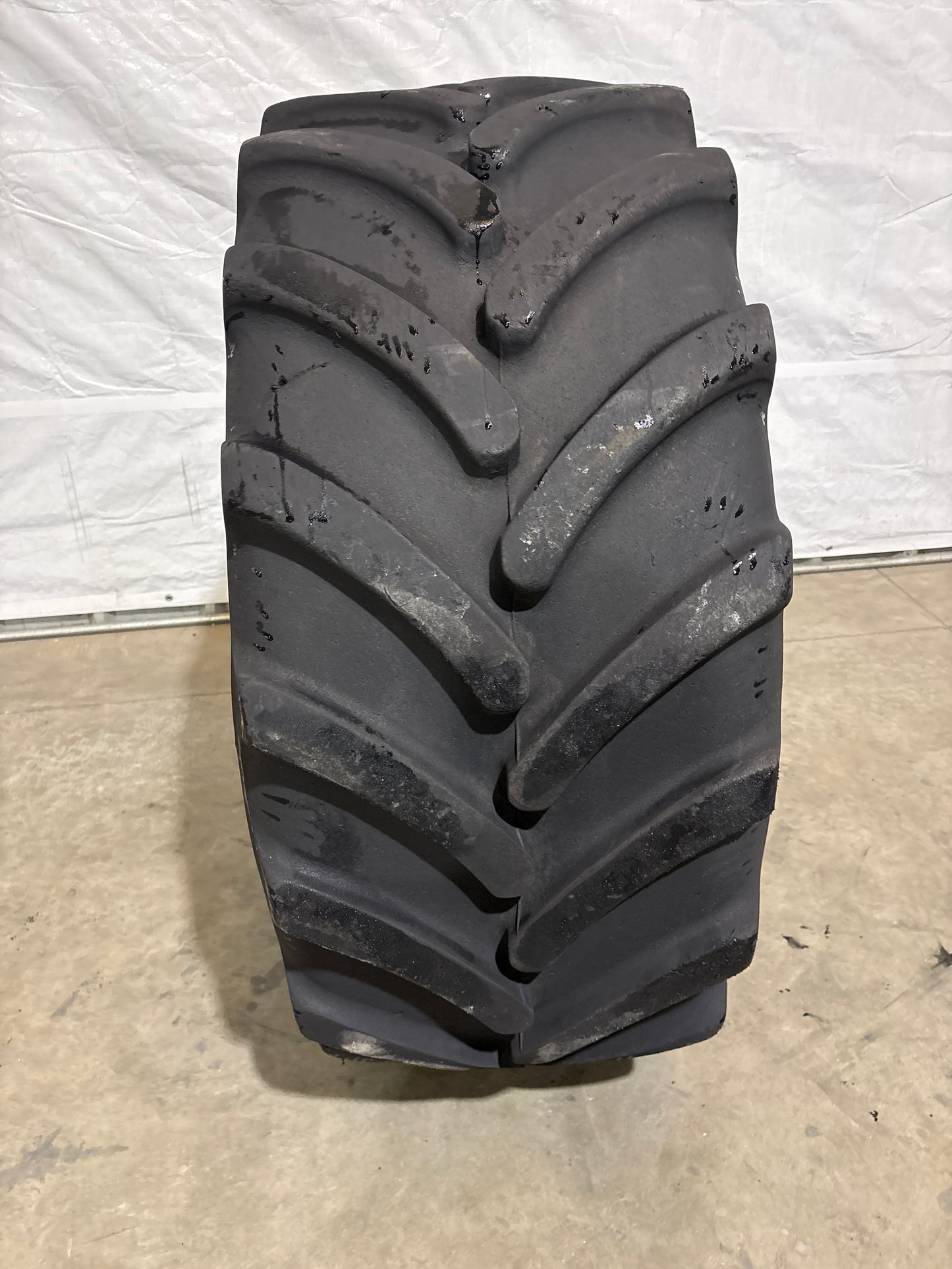 540/65R28 FIRESTONE MAXI TRACTION TRACTOR TIRE #5720