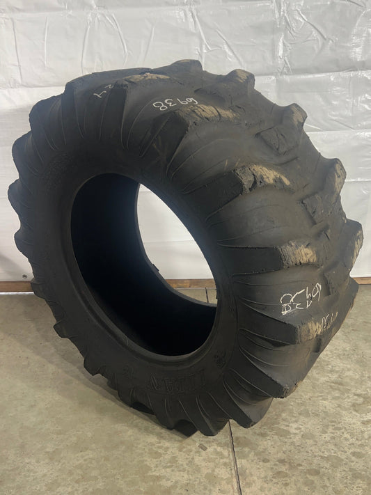 17.5L-24 TITAN INDUSTRIAL TRACTOR LUG 8 PLY