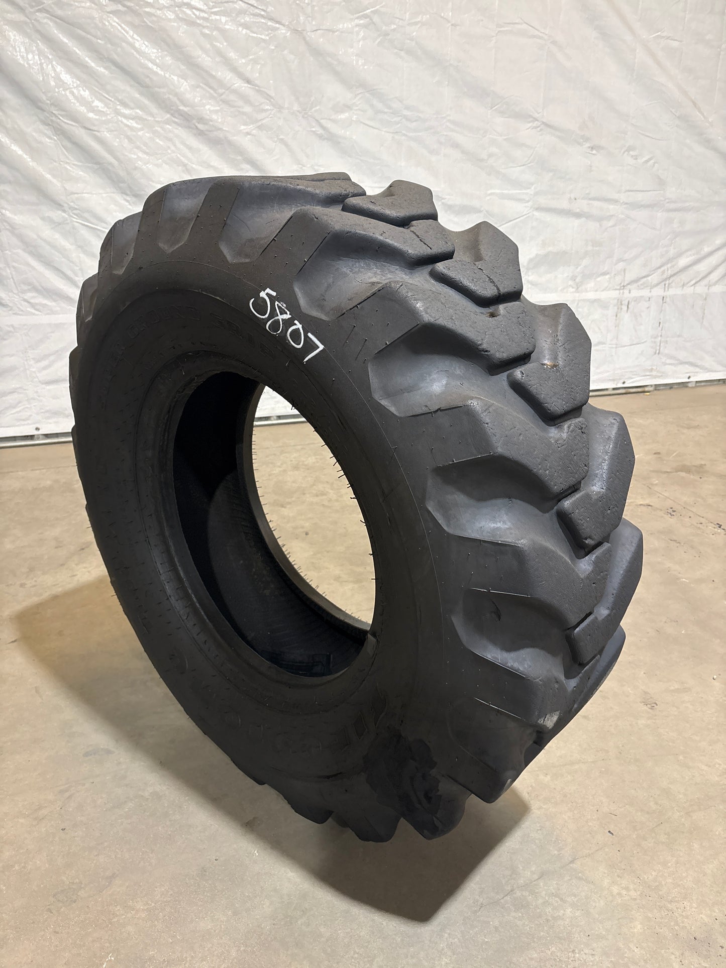 14.00-24 FIRESTONE SUPER GROUND GRIP #5807