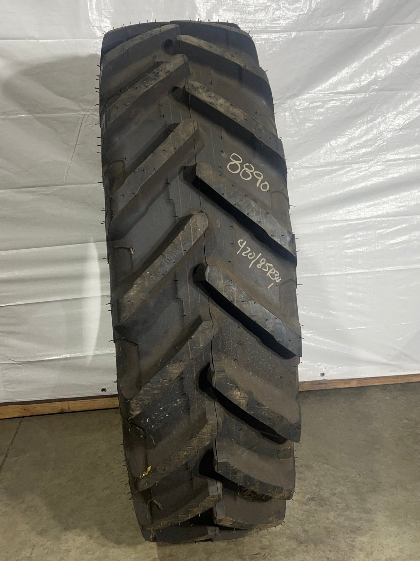 420/85R34 (16.9R34) MICHELIN AGRIBIB 2