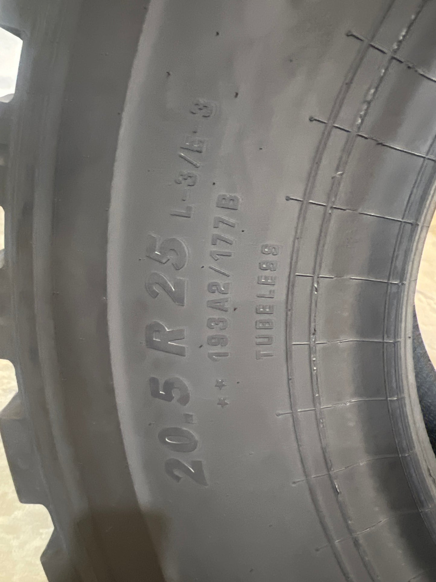 20.5R25 GALAXY LDSR 300 #5434