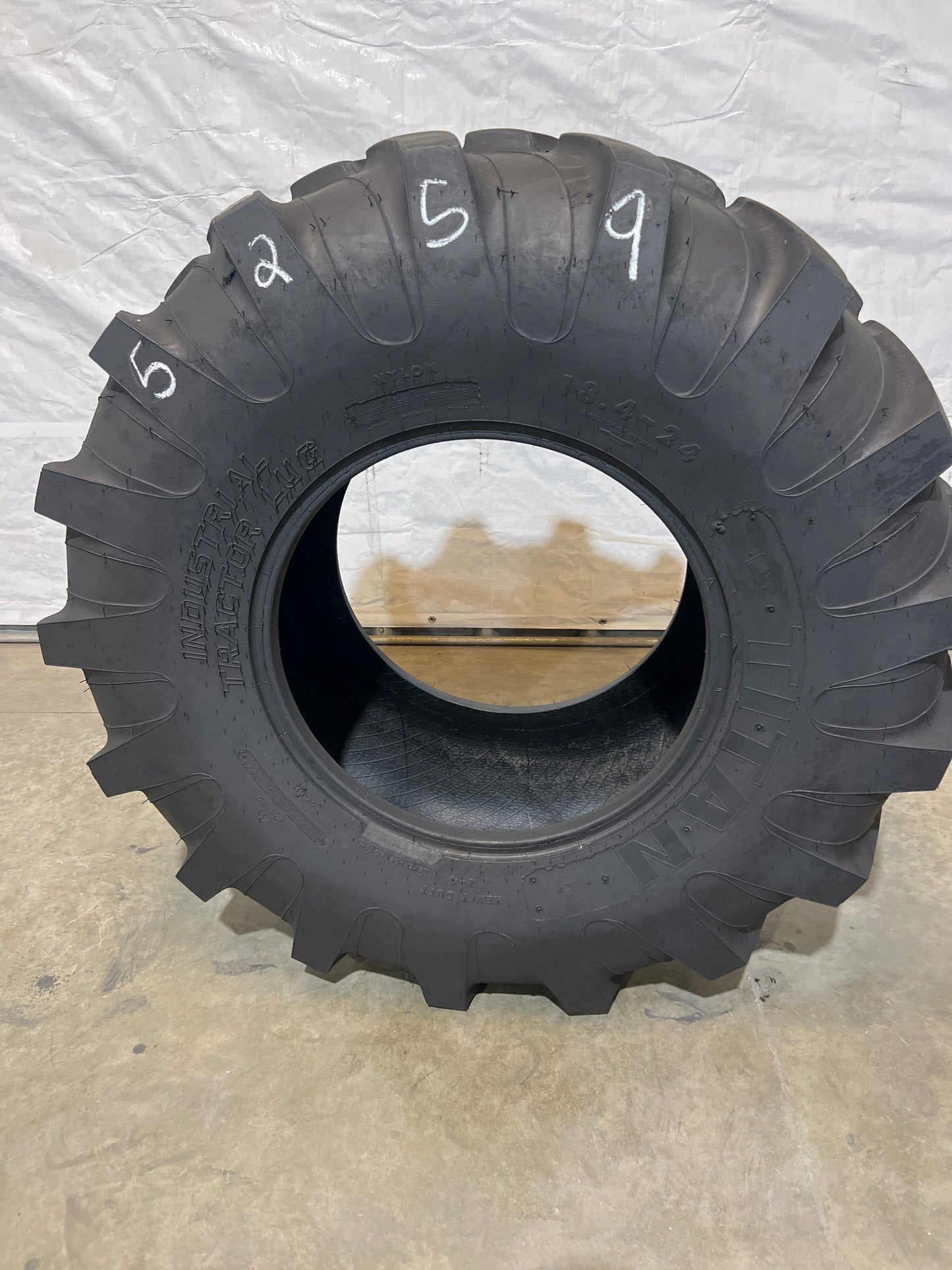 18.4-24 Titan INDUSTRIAL TRACTOR LUG TL #5259