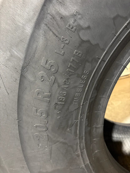 20.5R25 GALAXY LDSR 300 #5949
