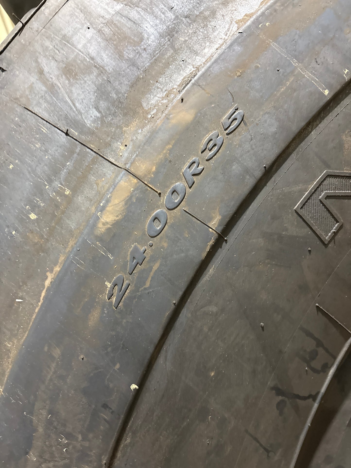 24.00R35 MAXAM MS 402 #5796