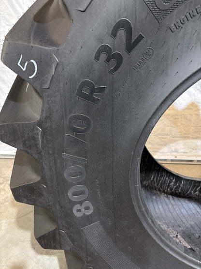 USED 800/70R32 CONTINENTAL COMBINE MASTER #5627