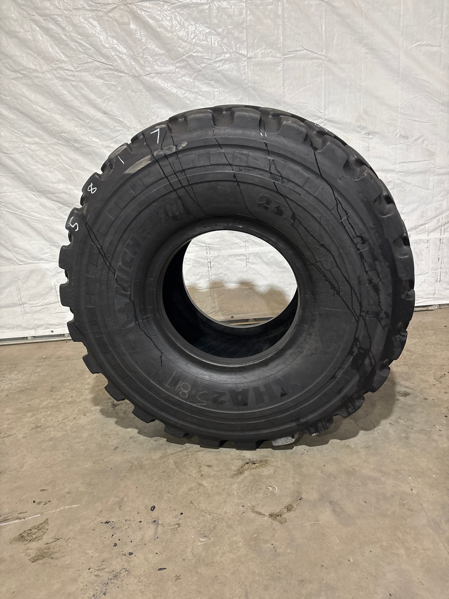 23.5R25 MICHELIN XHA2 #5817