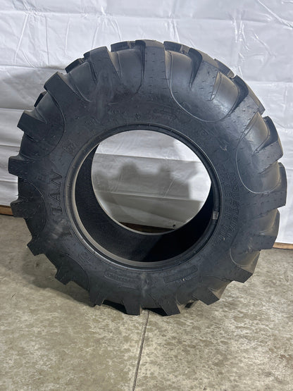 420/85D24 (16.9-24) TITAN INDUSTRIAL TRACTOR LUG