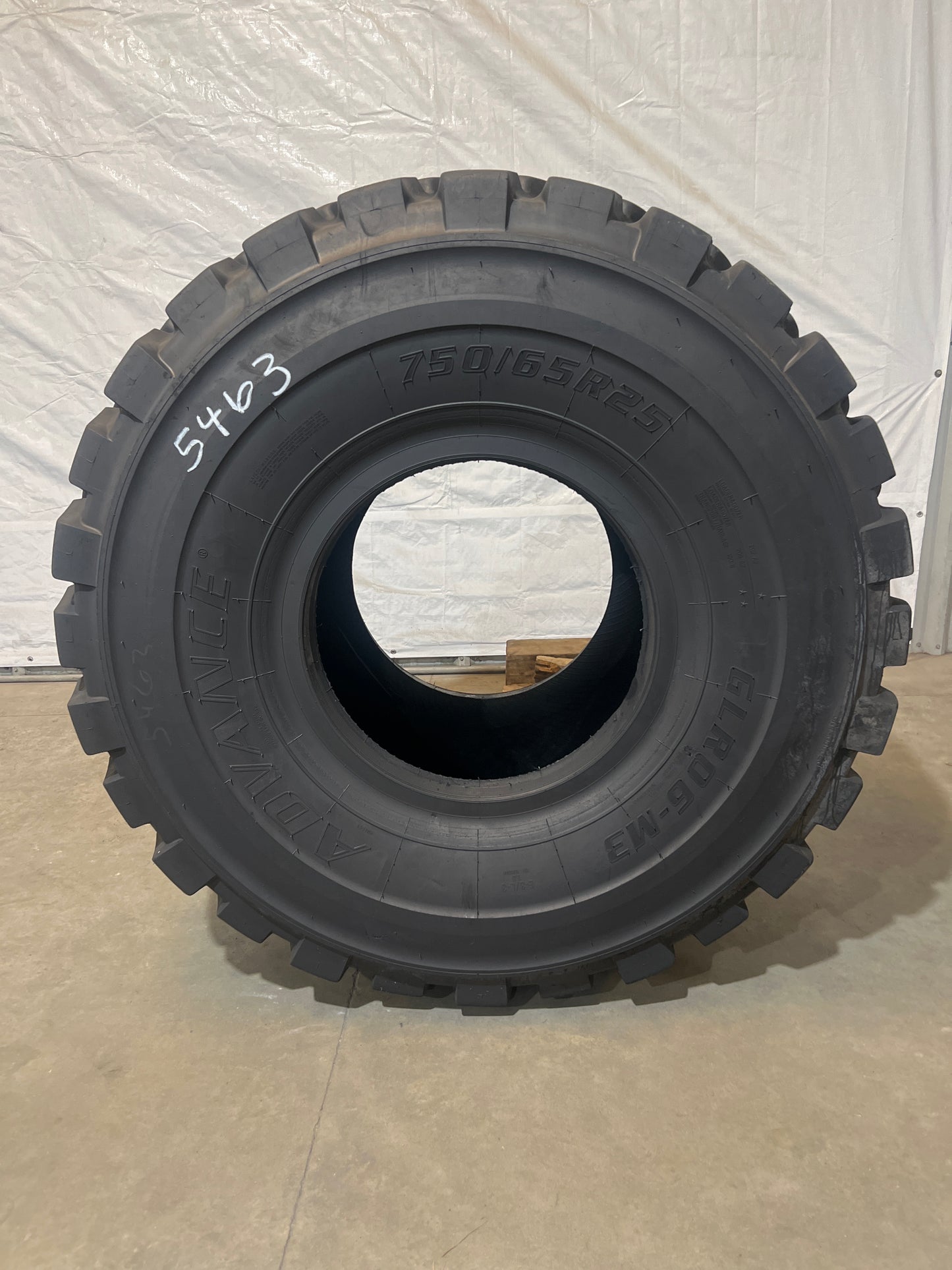 750/65R25 ADVANCE GLR06-M3 #5463