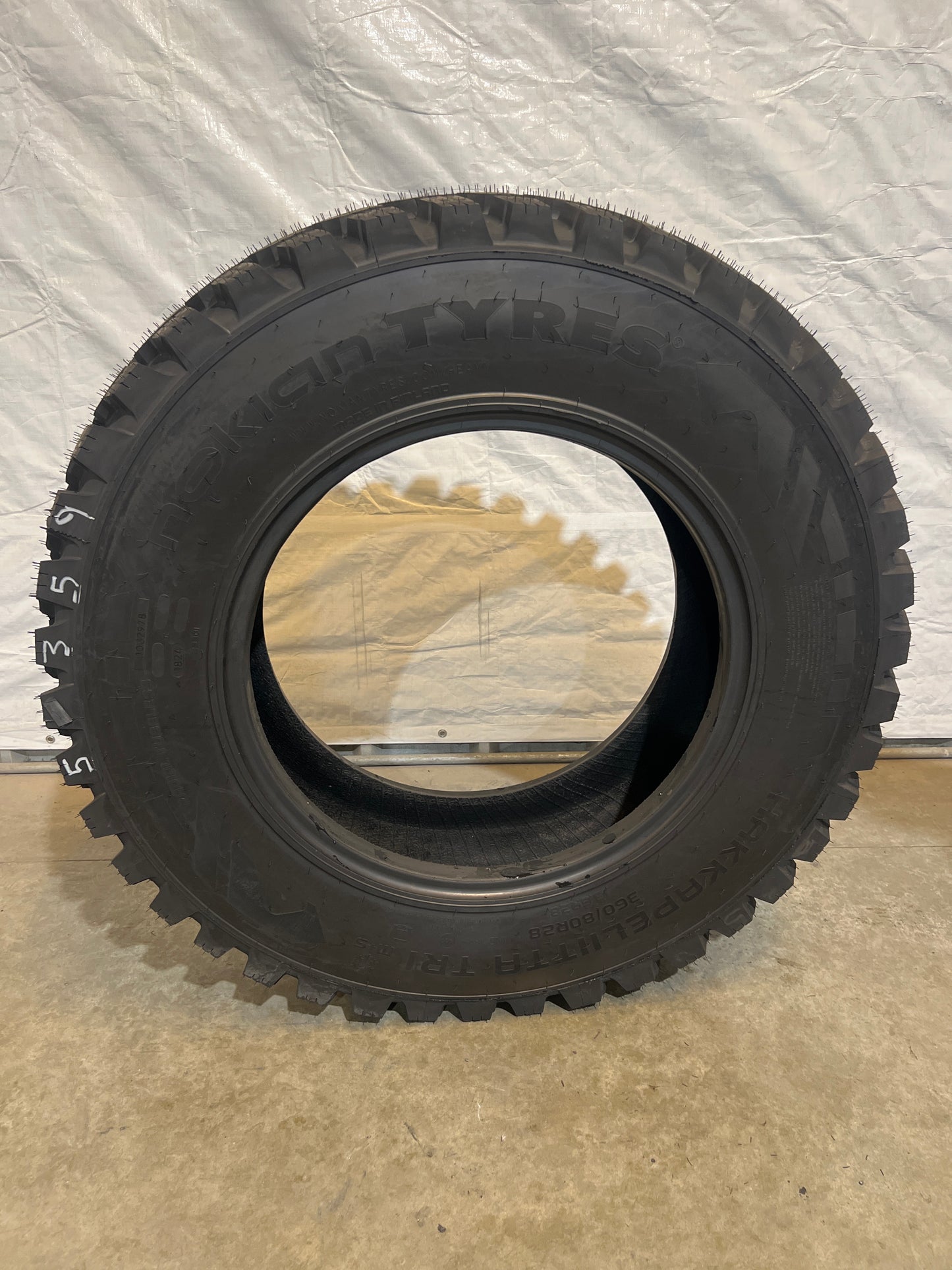 360/80R28 NOKIAN HAKAPELLITTA #5359