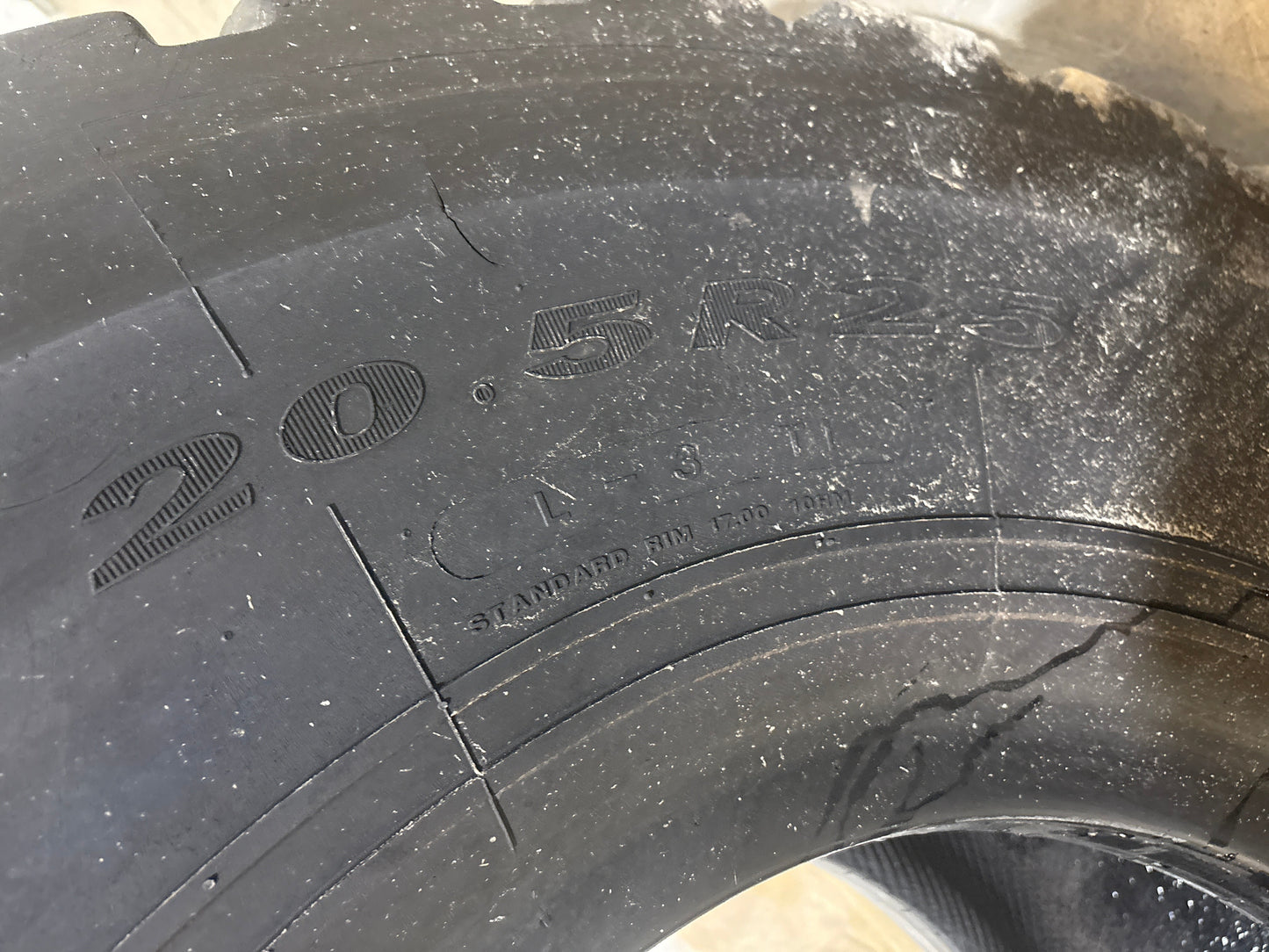 20.5R25 TRIANGLE TB 516 #5970