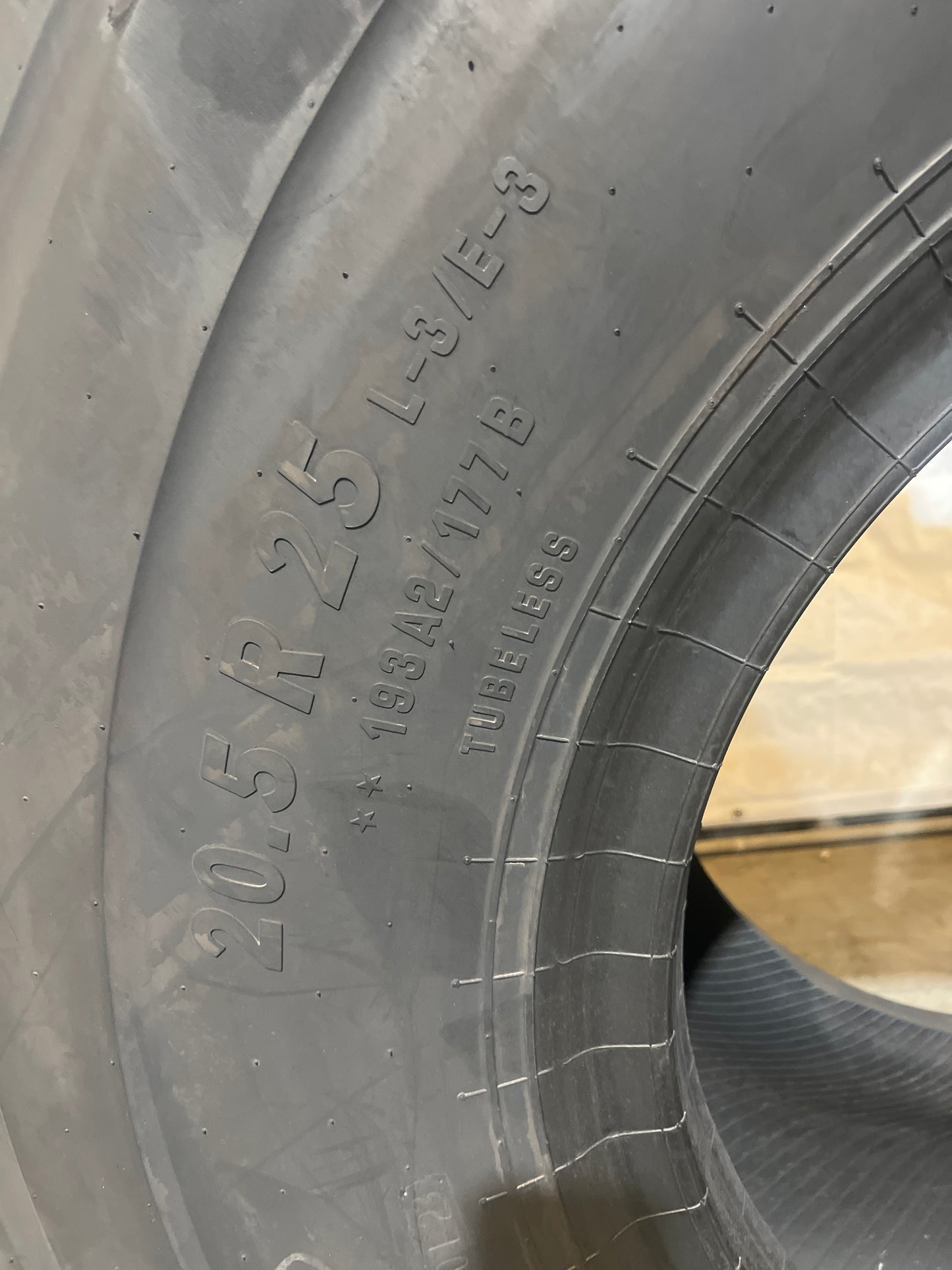 20.5R25 GALAXY LDSR 300 #5430