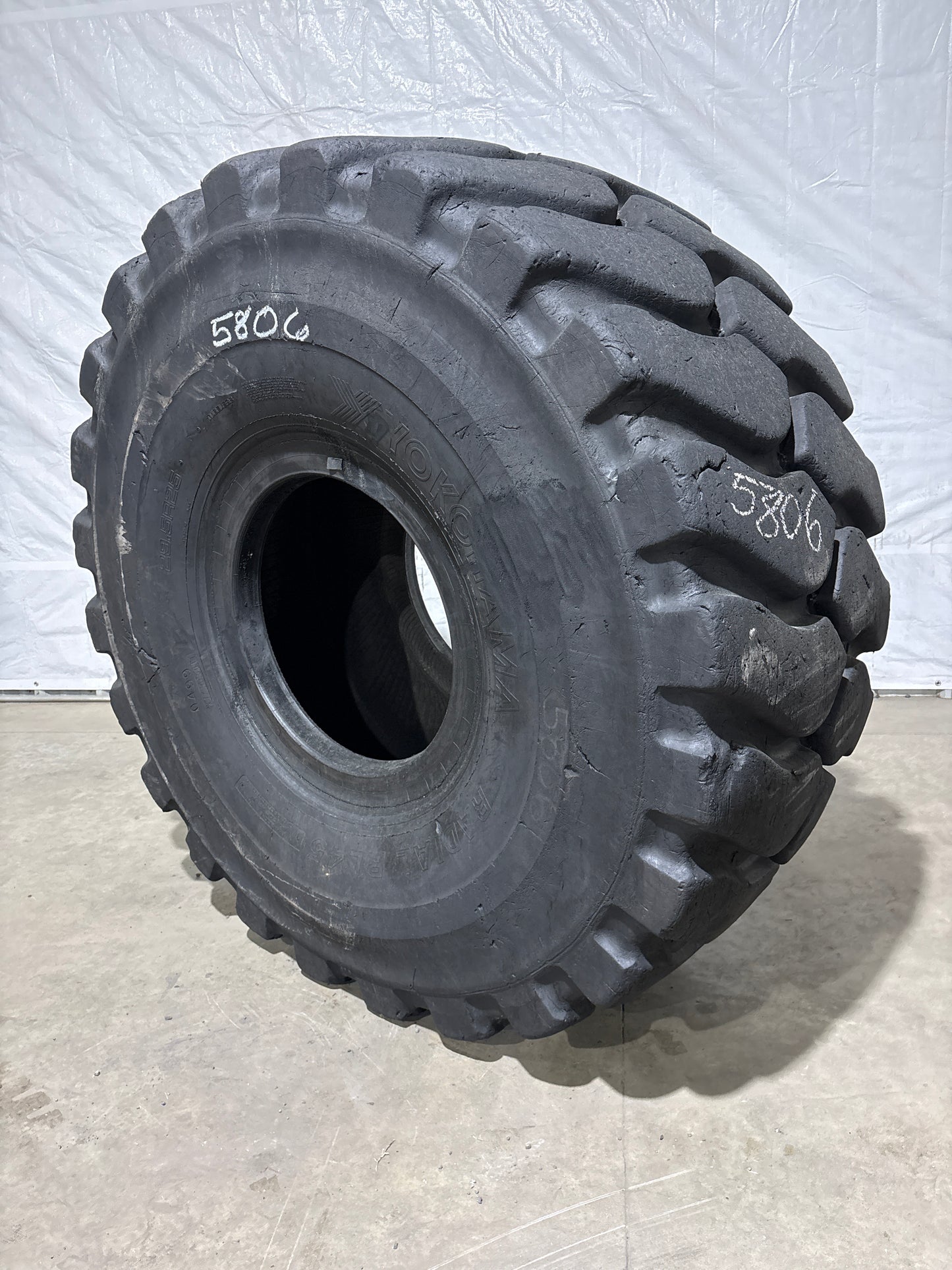 29.5R25 YOKOHAMA RADIAL RL 45 #5806
