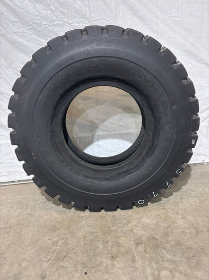 18.00R33 MAXAM MS-401 #5770