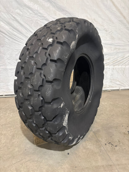 23.1-26 FIRESTONE ALL NON SKI TRACTOR TIRE R-3 #5998