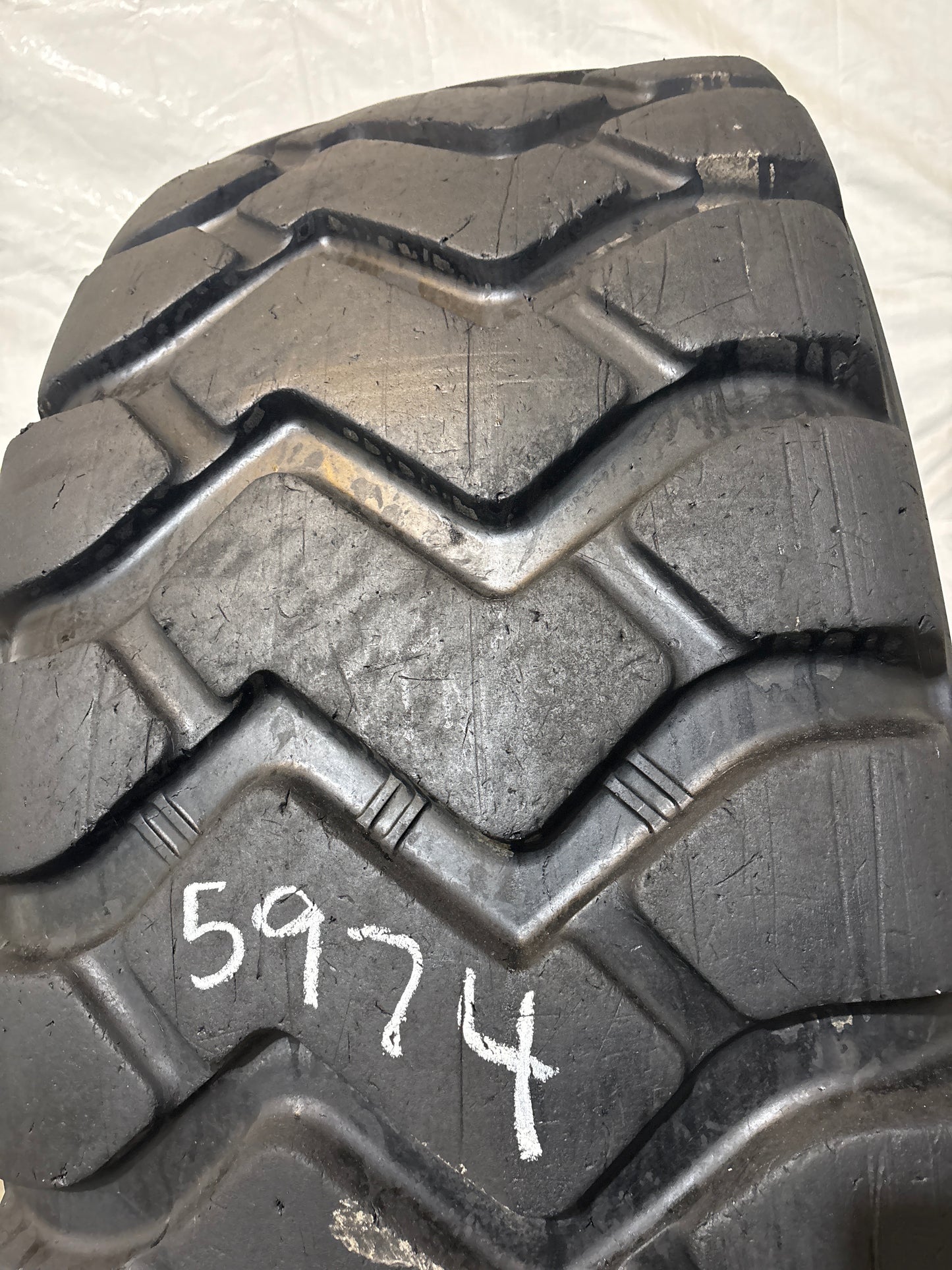 23.5R25 CAMSO WHL 553R #5974
