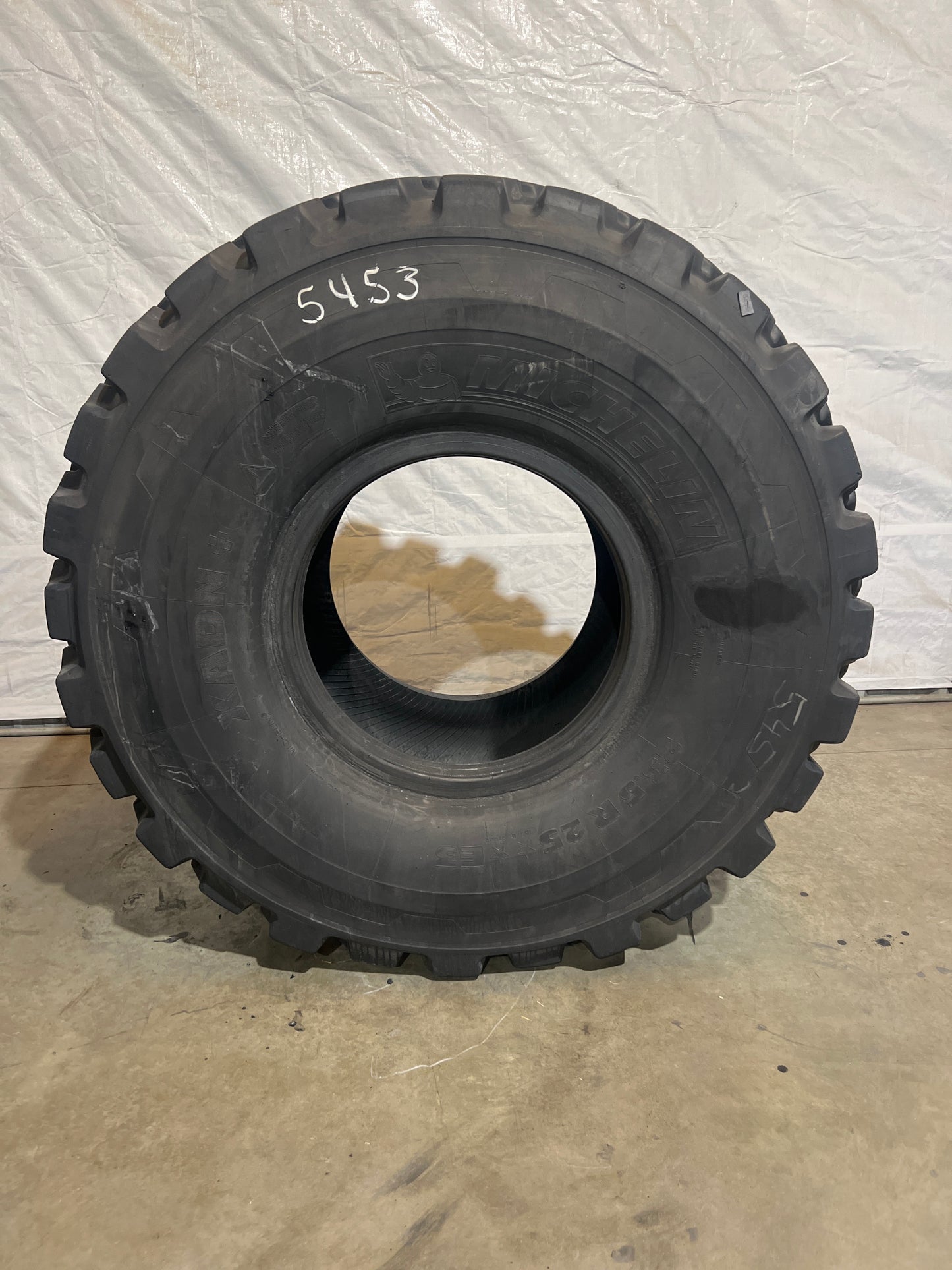 23.5R25 MICHELIN XADN+ #5453