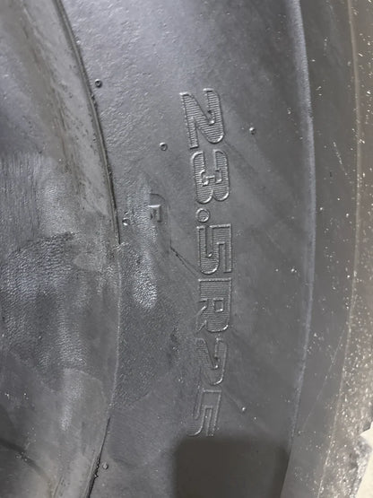 23.5R25 FIRESTONE VERSA BUILT AP #7038