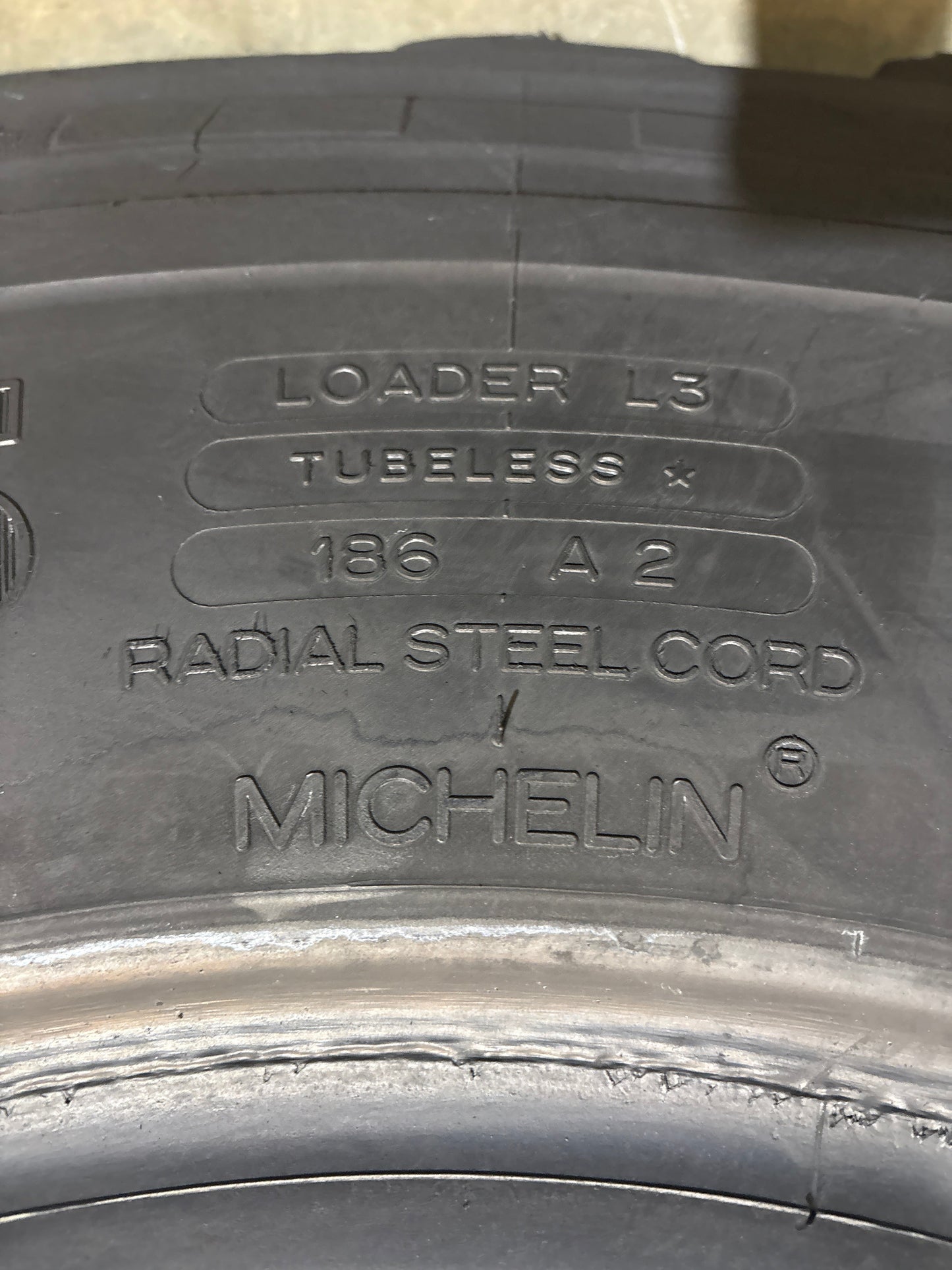 20.5R25 MICHELIN XHA2 #5643