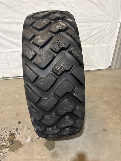 17.5R25 MICHELIN XTLA LOADER/DOZER TIRE #7047