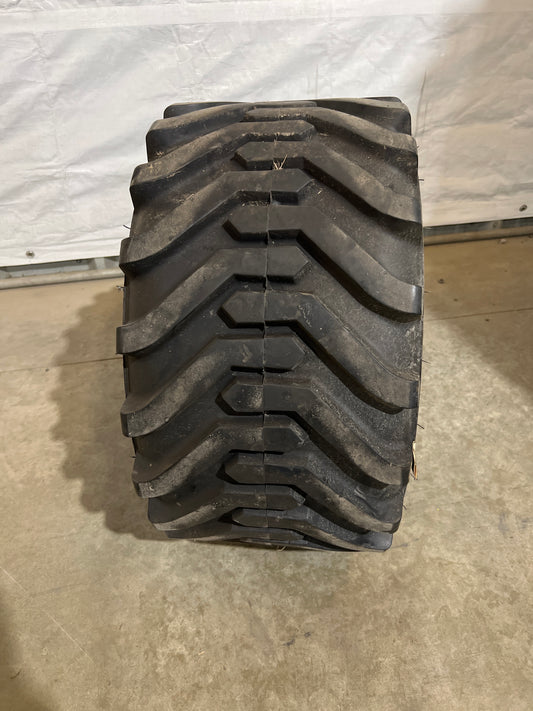26X12.00-12 (305/60-12) CARLISLE TRAC CHIEF #5331