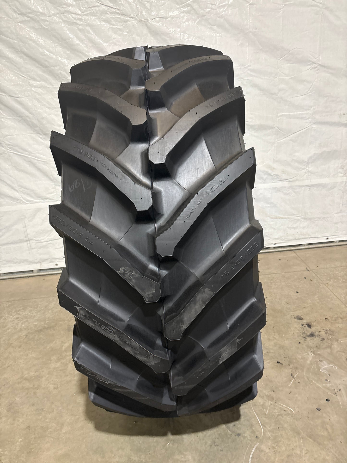650/60R34 TRELLEBORG TM 900 HIGH POWER #5879