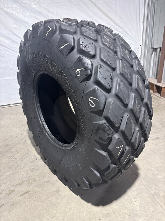 23.1-26 GOODYEAR ALL-WEATHER LIKE-NEW #7166