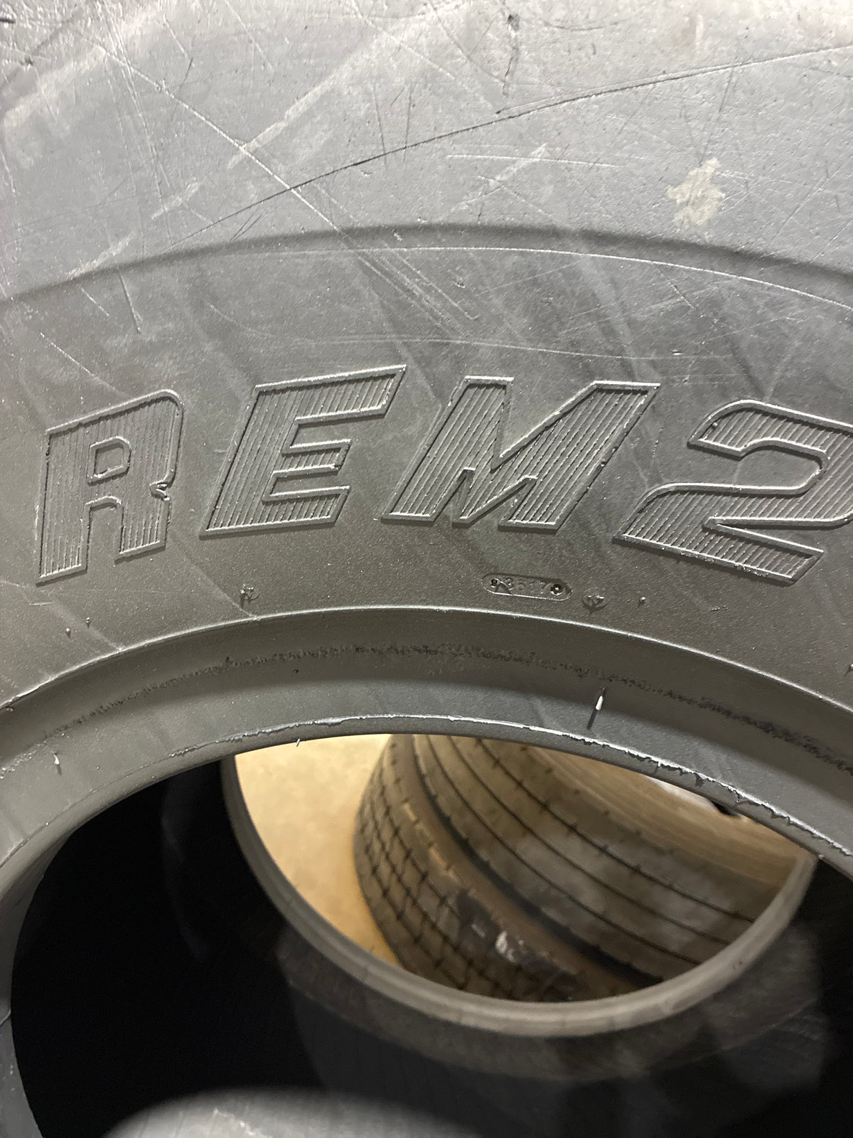 23.5R25 DOUBLE COIN REM-2 #7207