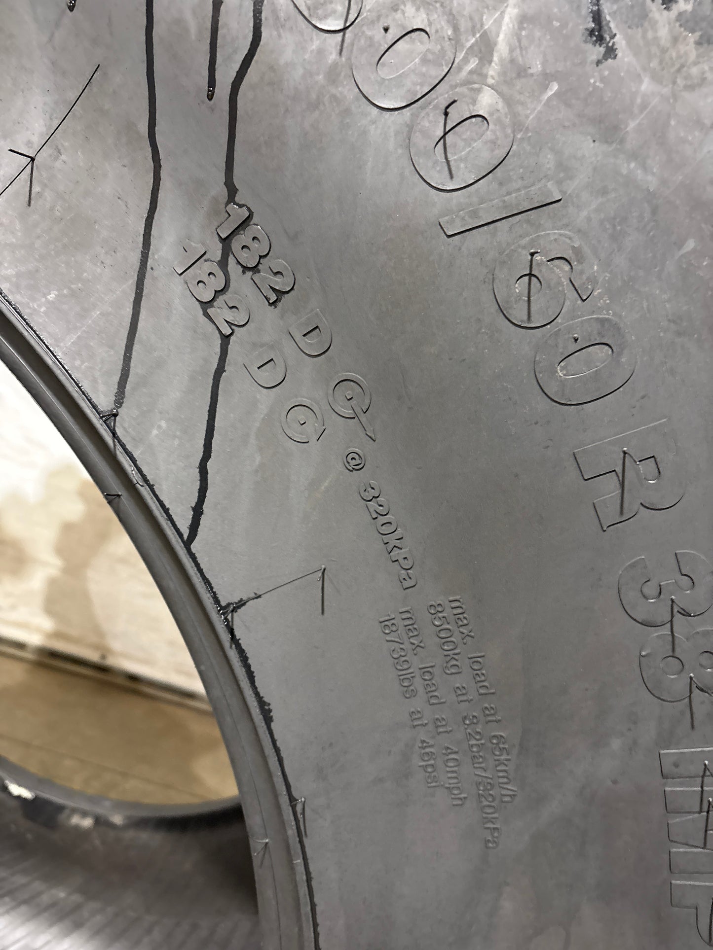 800/60R38 VREDESTEIN FLOTATION TRAC #5617