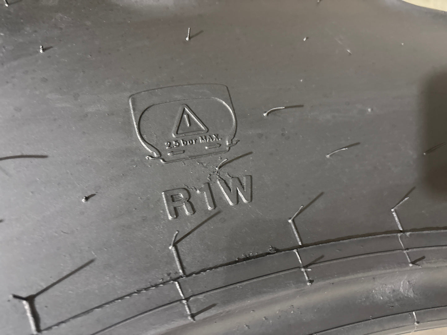 420/80R46 BKT AGRIMAX RT 855 #5609