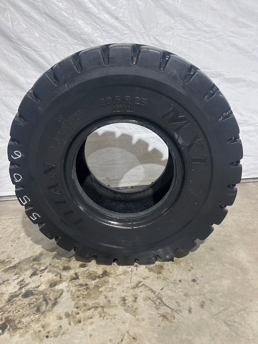20.5R25 TITAN MXL #5506