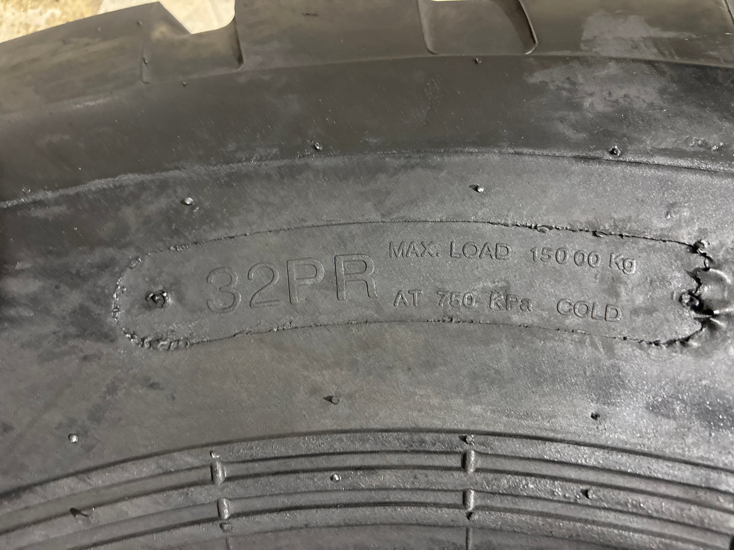 16.00-25 SUPER A HEAVY DUTY BIAS PLY OFF ROAD TIRE #5748
