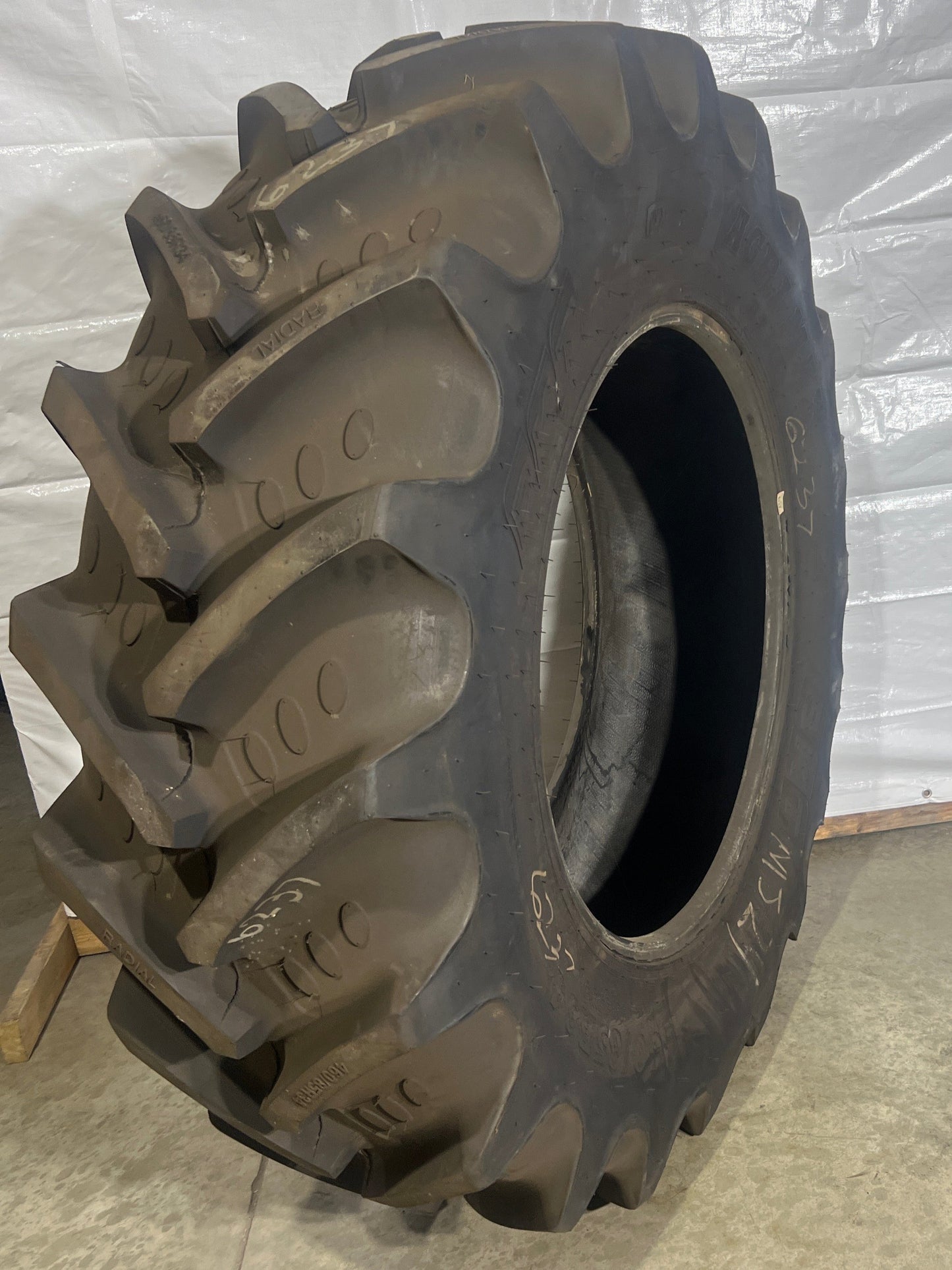 460/85R34 BKT AGRIMAX RT 855