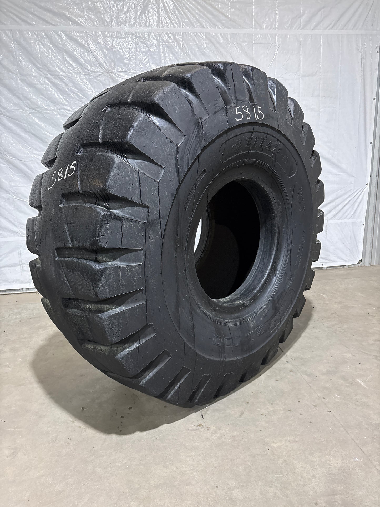33.25-29 TITAN SL100 38 PLY #5815