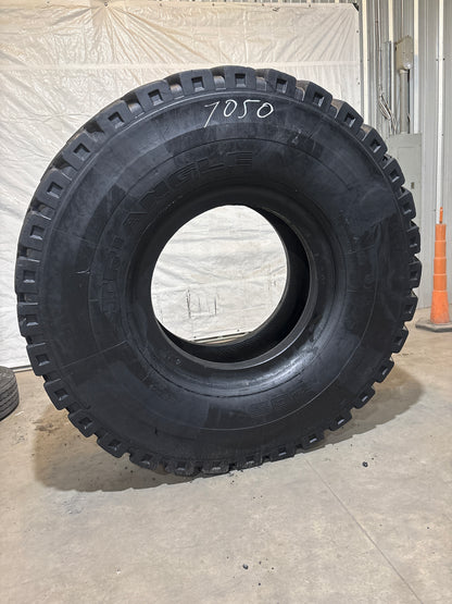 24.00R35 TRIANGLE TB 526 #7050