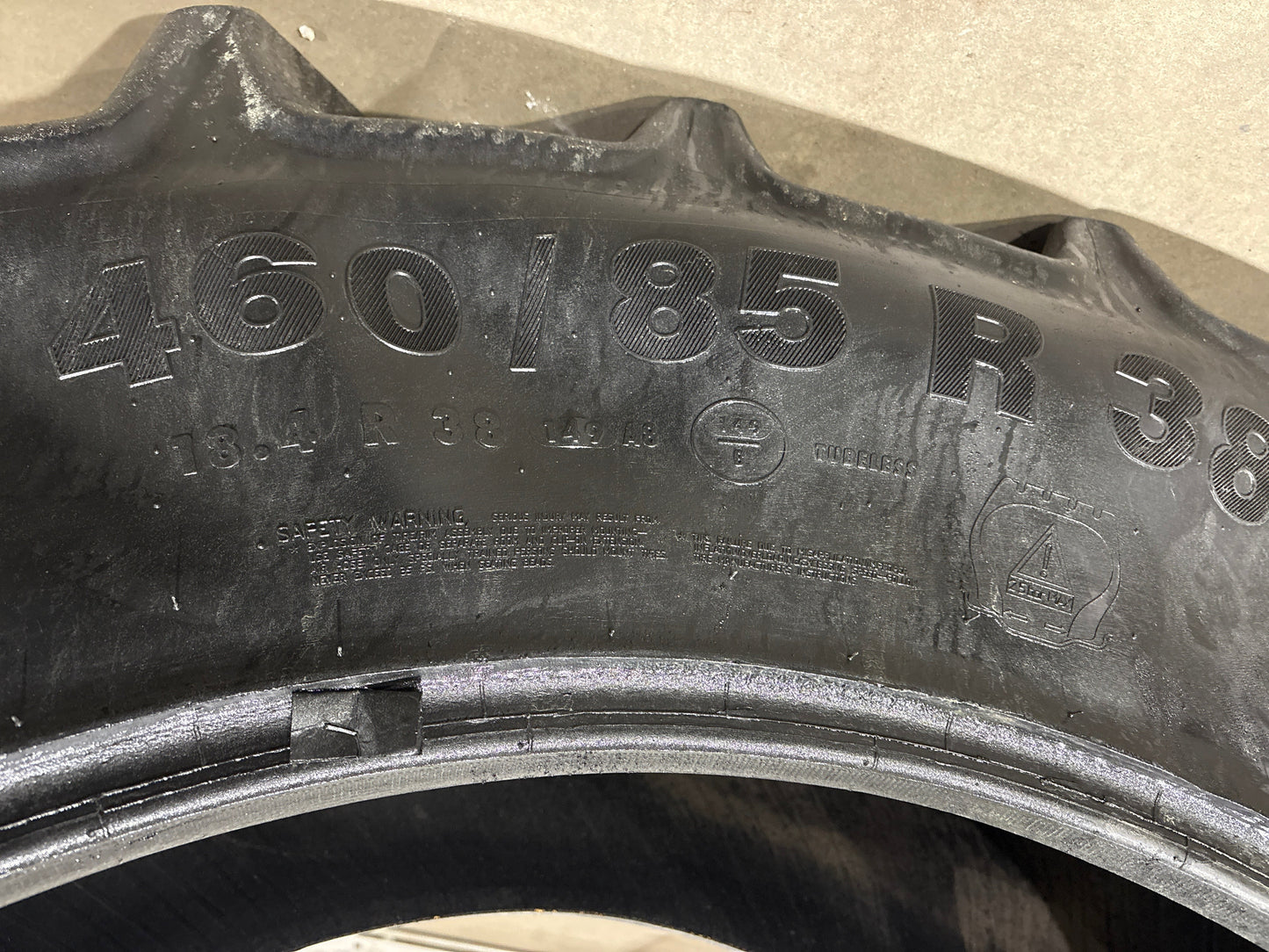 460/85R38 (18.4R38) MITAS AC85 #5822