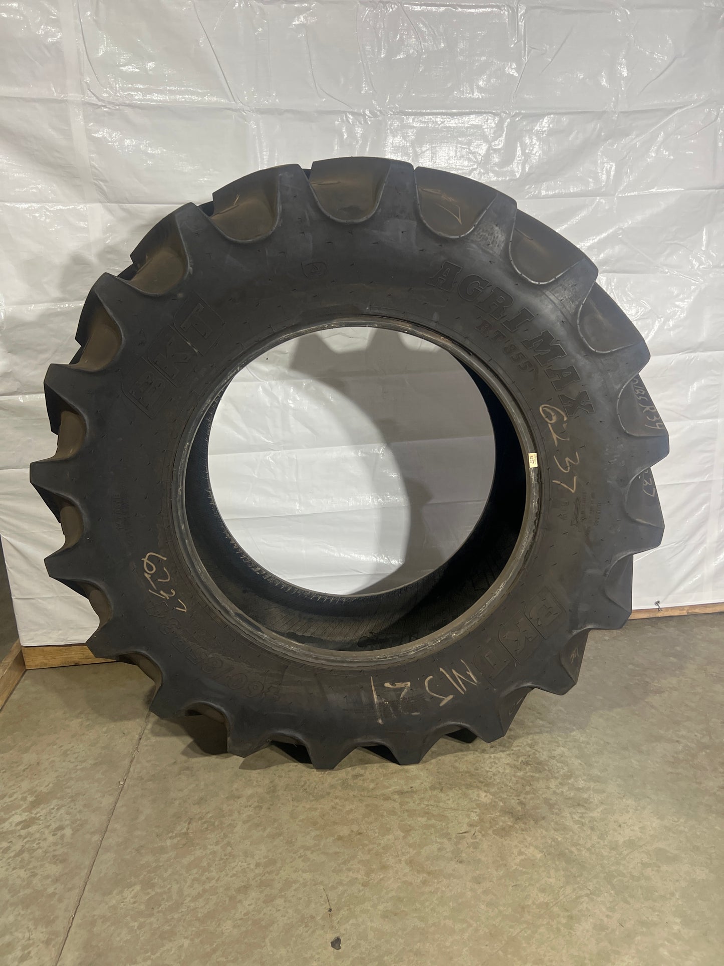 460/85R34 BKT AGRIMAX RT 855