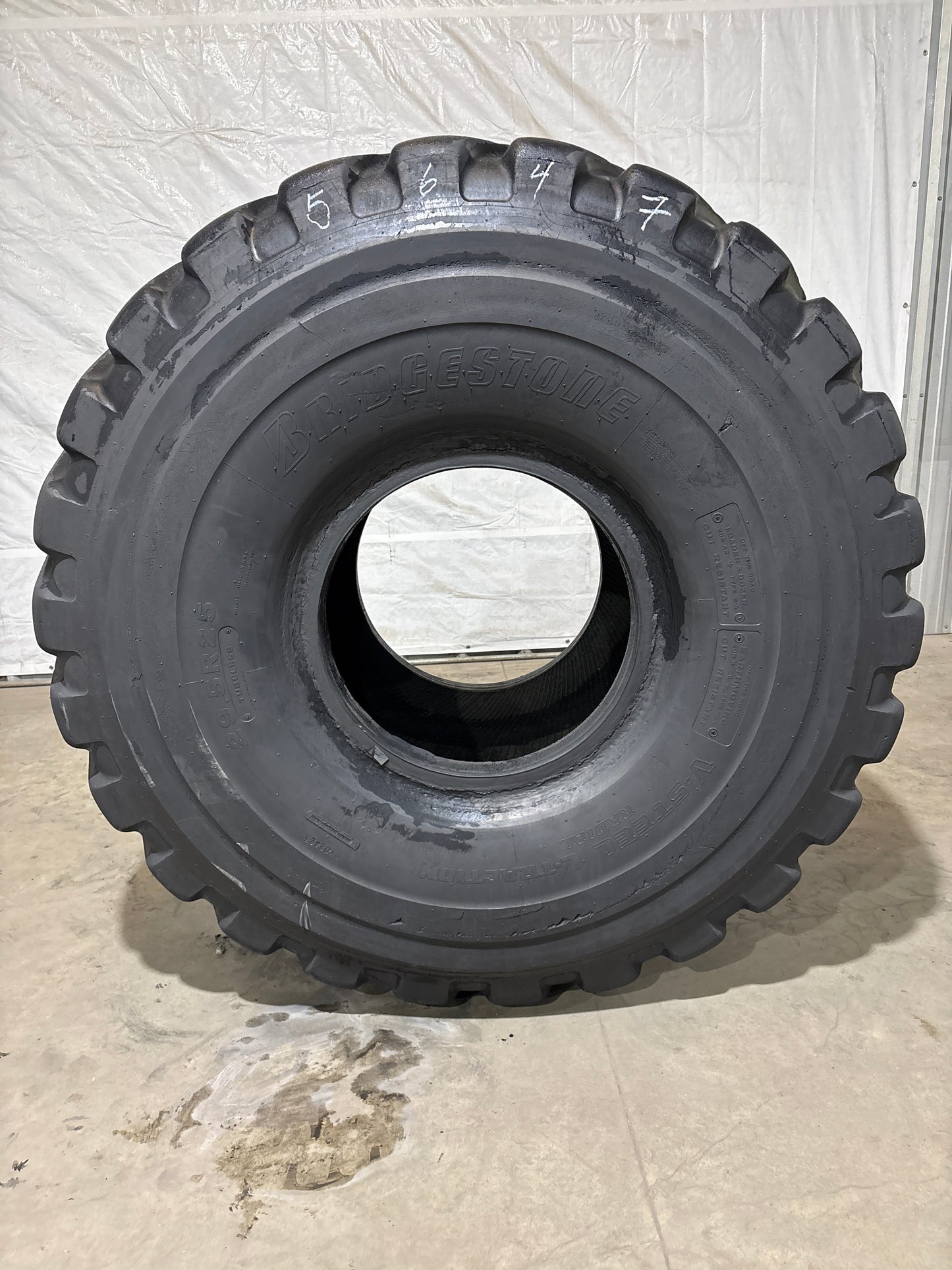 29.5R25 BRIDGESTONE V-STEEL L TRACTION #5647