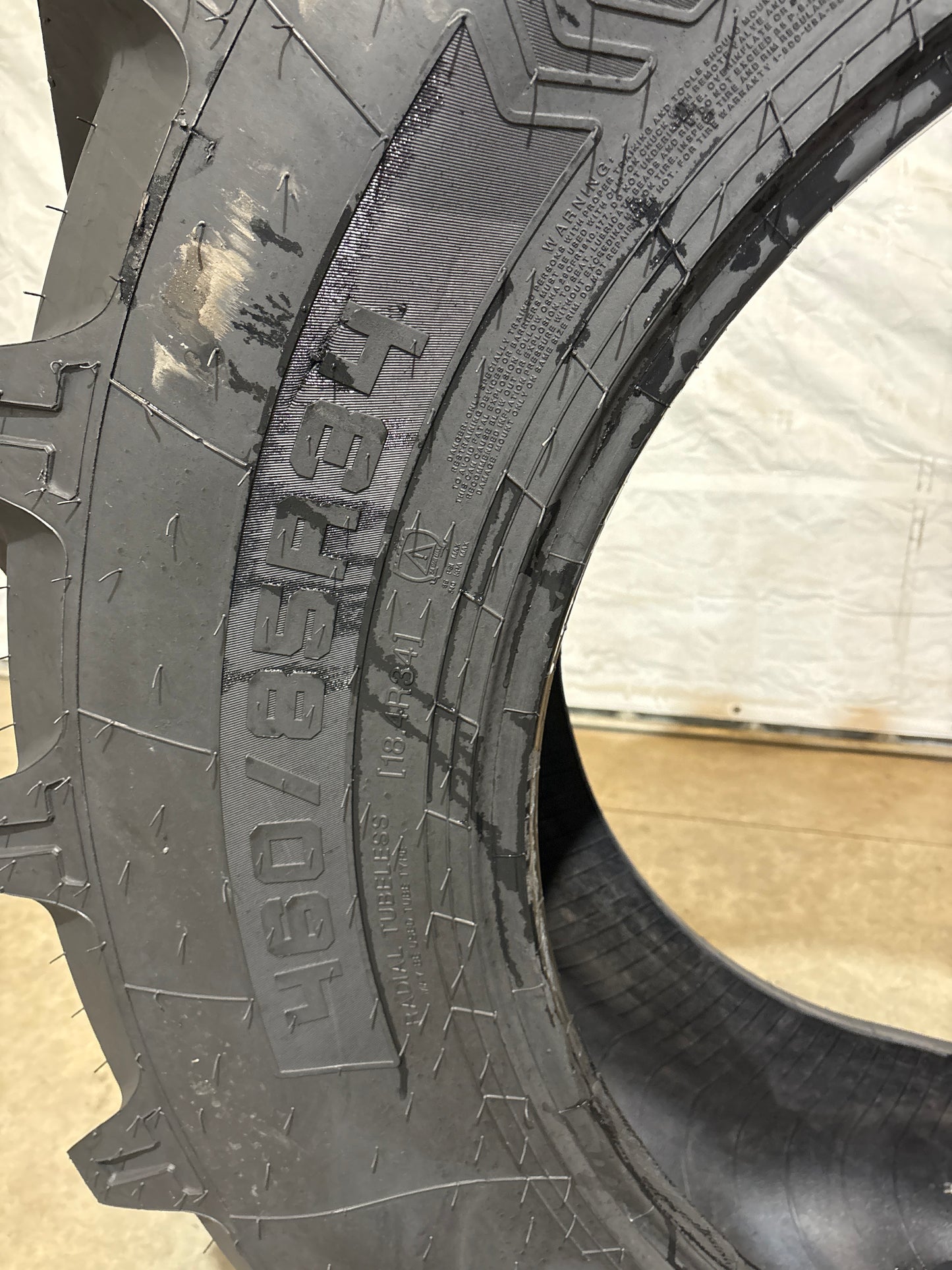 460/85R34 (18.4R34) TITAN AGRAEDGE WET & STICKY SOIL TIRE #5662
